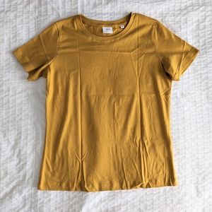 NWOT Kotn Essential Short Sleeve T-shirt